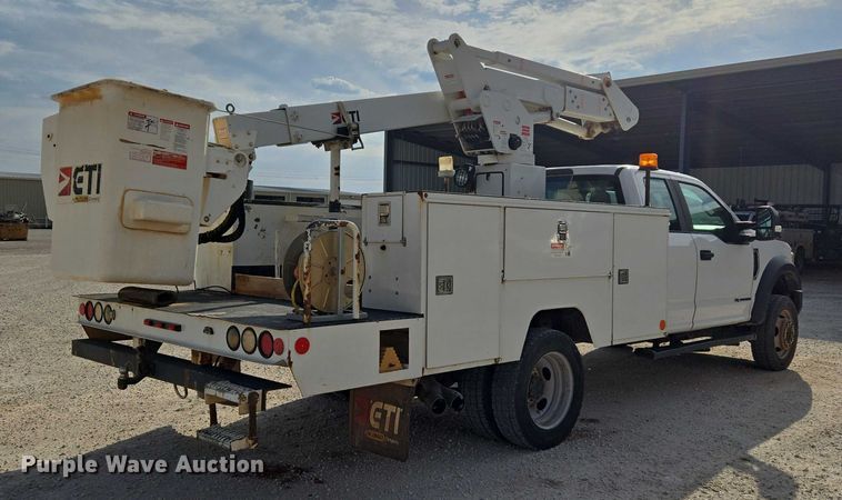 image for item EU3829 2017 Ford F550 SuperCab bucket truck