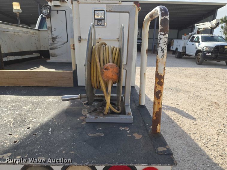 image for item EU3829 2017 Ford F550 SuperCab bucket truck