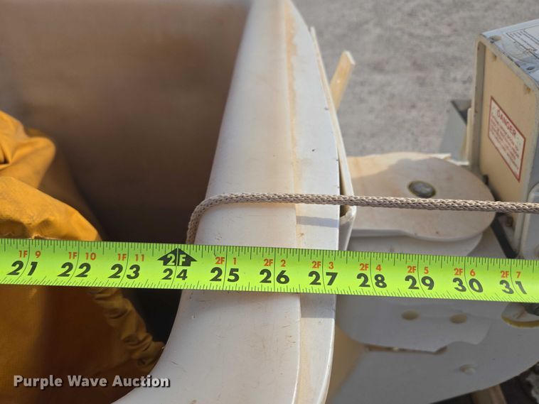 image for item EU3829 2017 Ford F550 SuperCab bucket truck