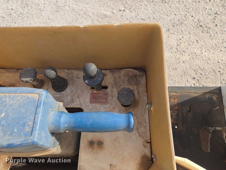 image for item EU3829 2017 Ford F550 SuperCab bucket truck