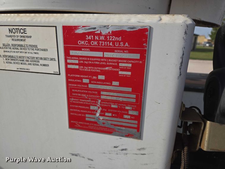 image for item EU3829 2017 Ford F550 SuperCab bucket truck