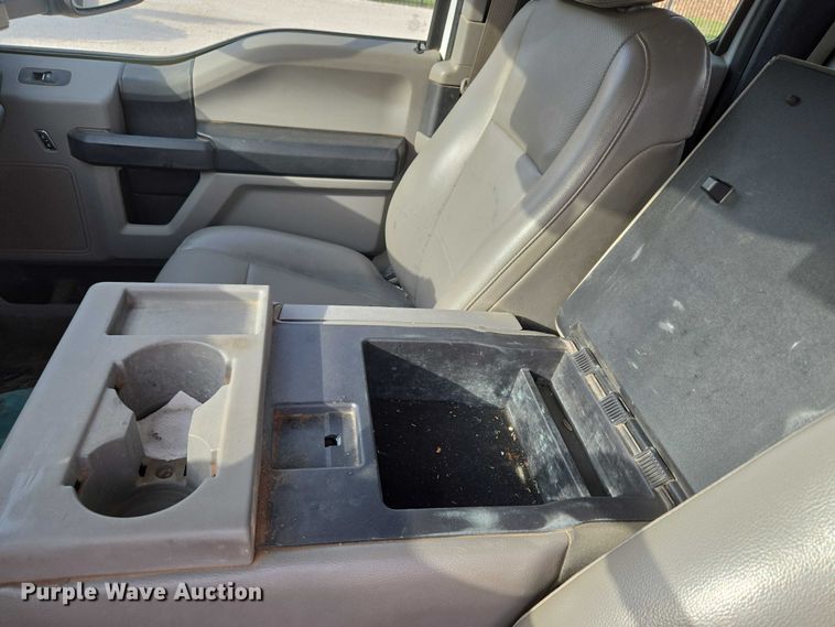 image for item EU3829 2017 Ford F550 SuperCab bucket truck