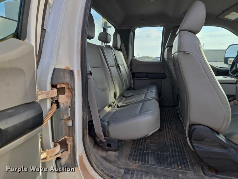 image for item EU3829 2017 Ford F550 SuperCab bucket truck