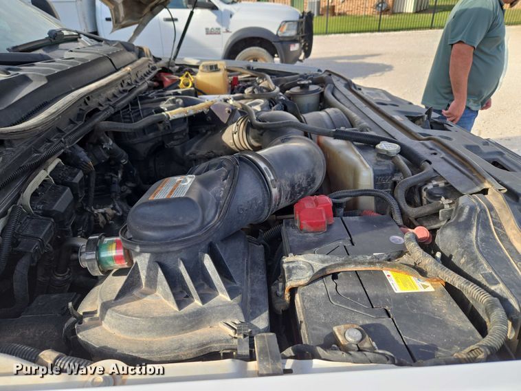 image for item EU3829 2017 Ford F550 SuperCab bucket truck