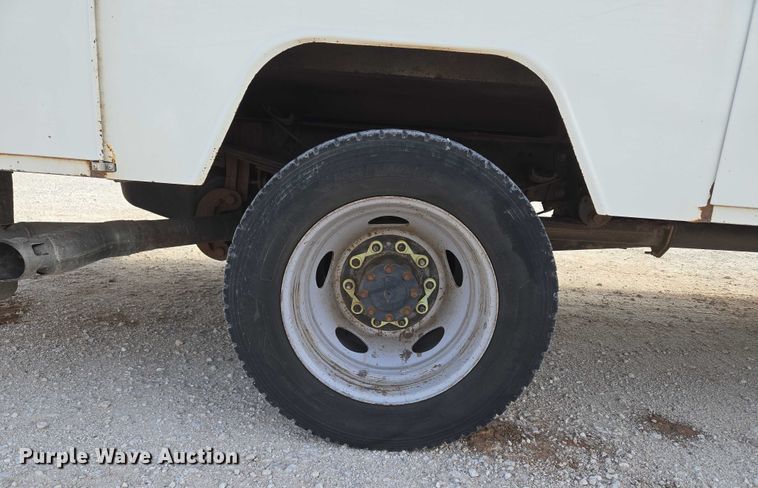 image for item EU3829 2017 Ford F550 SuperCab bucket truck