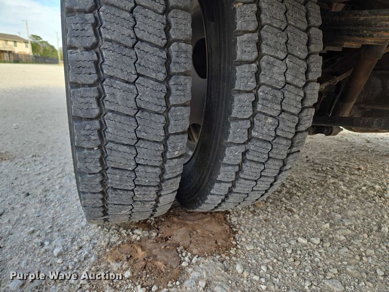 image for item EU3829 2017 Ford F550 SuperCab bucket truck