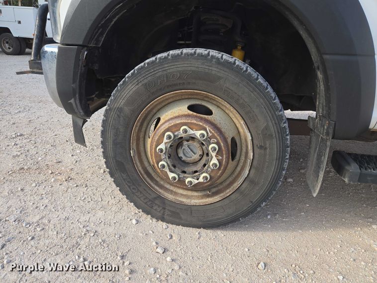 image for item EU3829 2017 Ford F550 SuperCab bucket truck