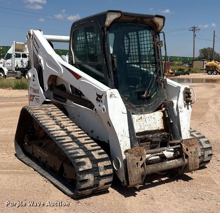 image for item EU4633 2019 Bobcat T870 tracked skid steer loader