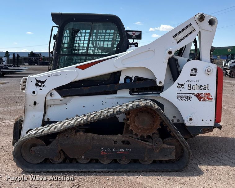image for item EU4633 2019 Bobcat T870 tracked skid steer loader