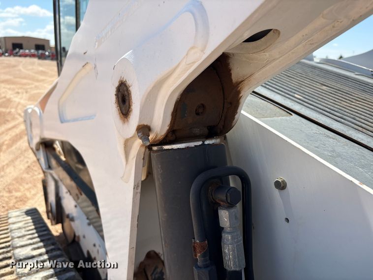 image for item EU4633 2019 Bobcat T870 tracked skid steer loader