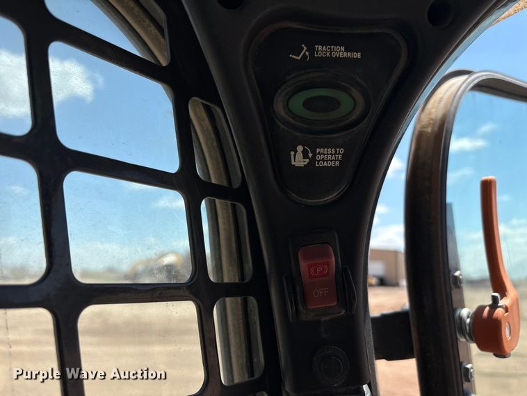 image for item EU4633 2019 Bobcat T870 tracked skid steer loader