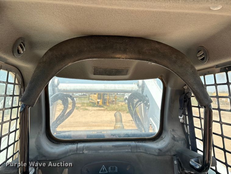 image for item EU4633 2019 Bobcat T870 tracked skid steer loader