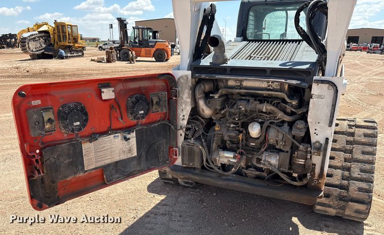 image for item EU4633 2019 Bobcat T870 tracked skid steer loader