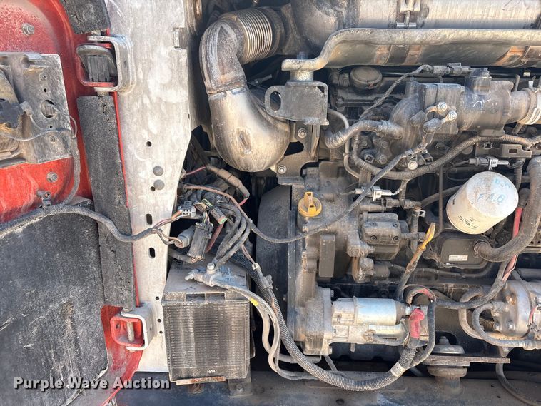 image for item EU4633 2019 Bobcat T870 tracked skid steer loader