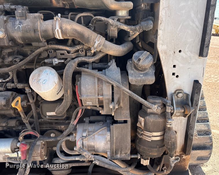 image for item EU4633 2019 Bobcat T870 tracked skid steer loader