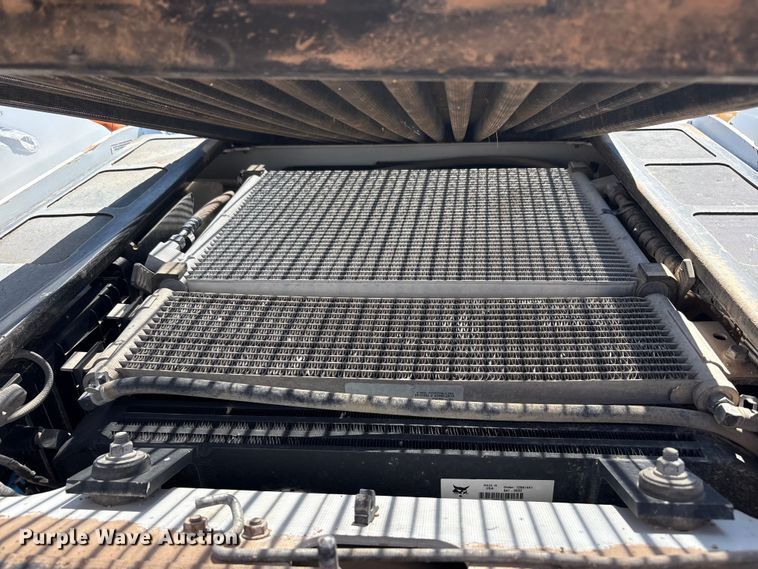 image for item EU4633 2019 Bobcat T870 tracked skid steer loader