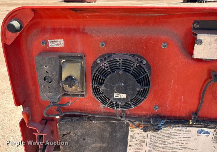 image for item EU4633 2019 Bobcat T870 tracked skid steer loader