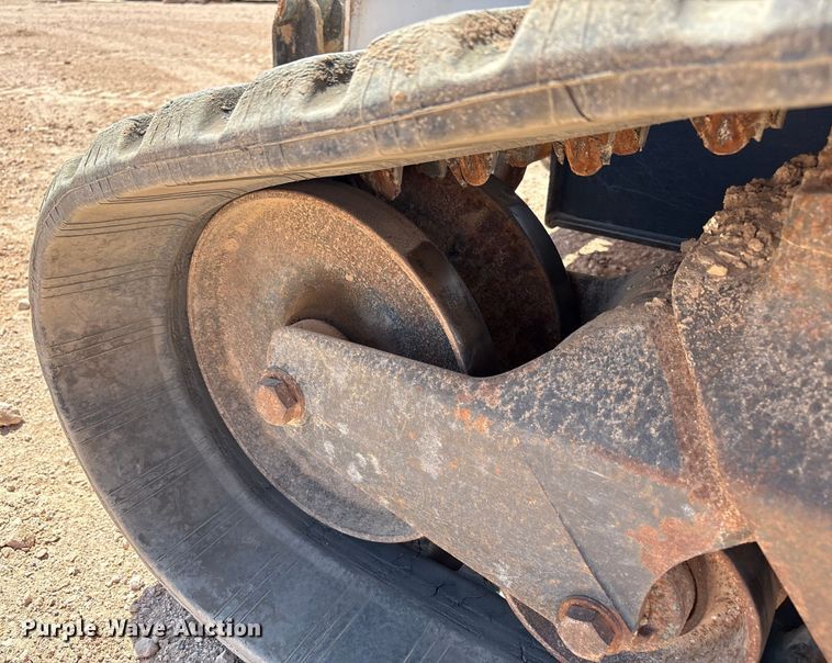 image for item EU4633 2019 Bobcat T870 tracked skid steer loader