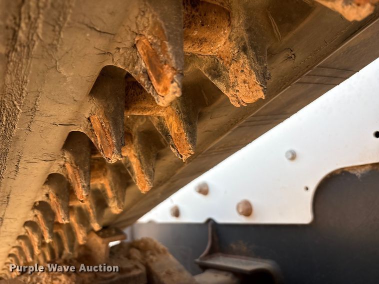 image for item EU4633 2019 Bobcat T870 tracked skid steer loader