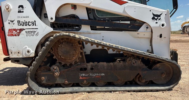 image for item EU4633 2019 Bobcat T870 tracked skid steer loader