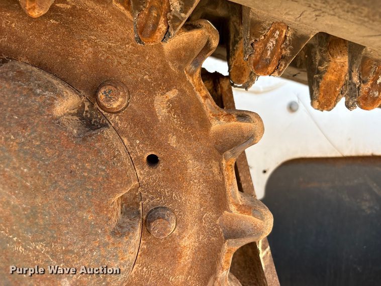 image for item EU4633 2019 Bobcat T870 tracked skid steer loader