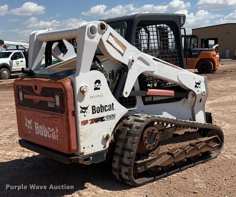 MINI CARGADOR SOBRE ORUGAS 2016 BOBCAT T650