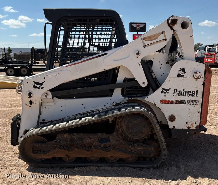 image for item EU4634 2016 Bobcat T650 tracked skid steer loader