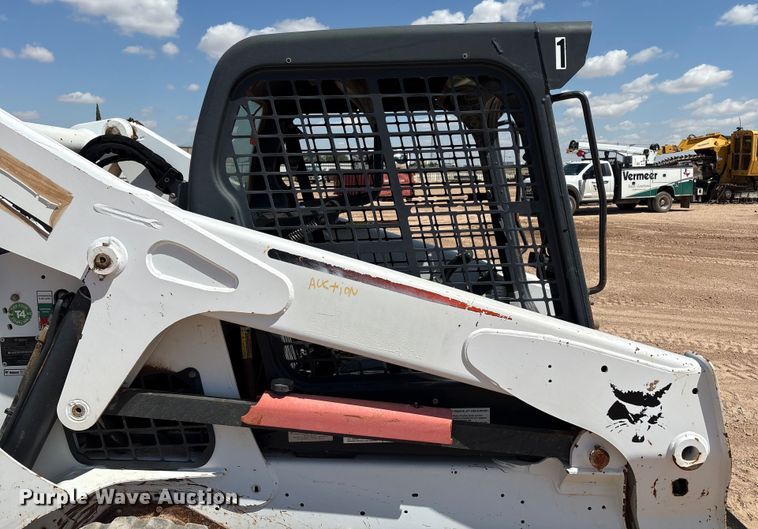 image for item EU4634 2016 Bobcat T650 tracked skid steer loader