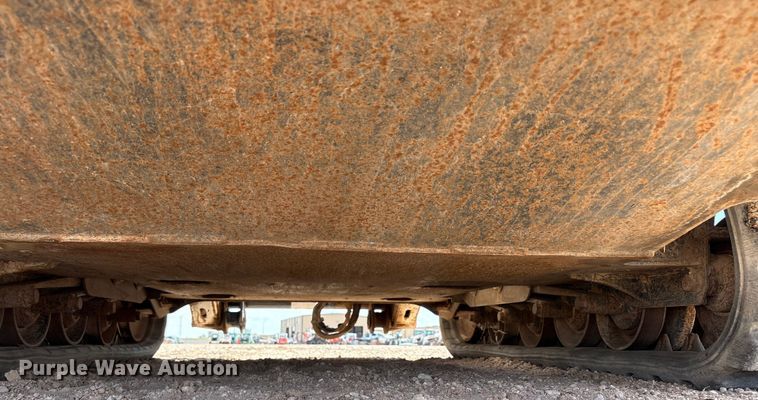 image for item EU4634 2016 Bobcat T650 tracked skid steer loader