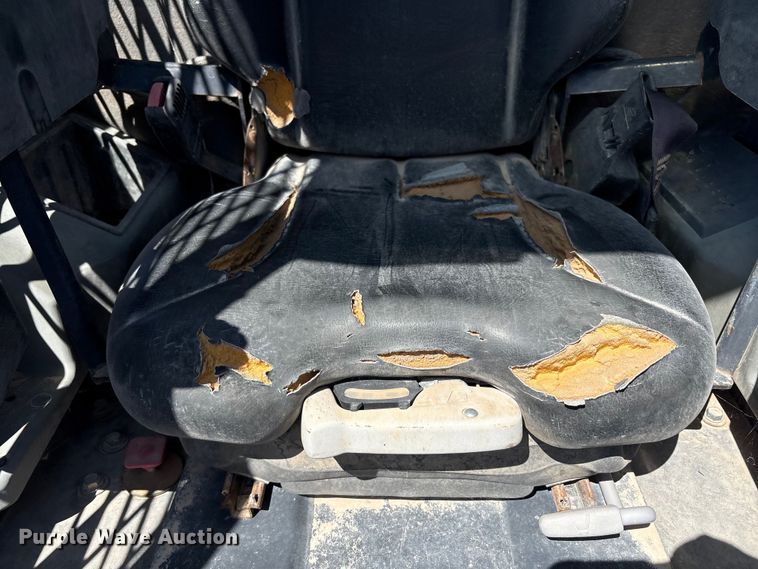 image for item EU4634 2016 Bobcat T650 tracked skid steer loader