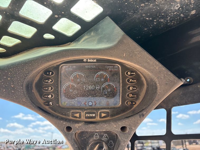 image for item EU4634 2016 Bobcat T650 tracked skid steer loader