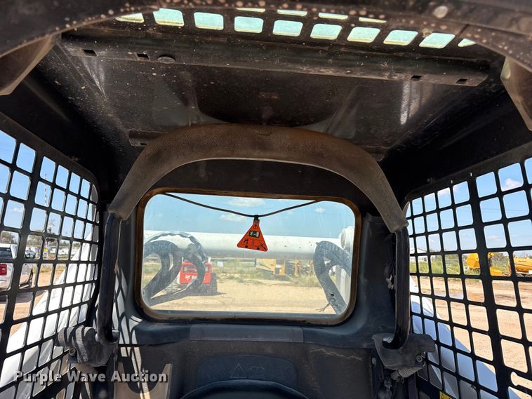 image for item EU4634 2016 Bobcat T650 tracked skid steer loader