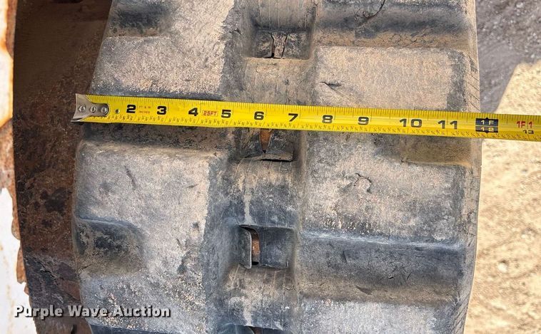 image for item EU4634 2016 Bobcat T650 tracked skid steer loader