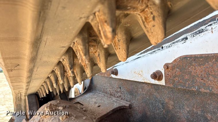 image for item EU4634 2016 Bobcat T650 tracked skid steer loader