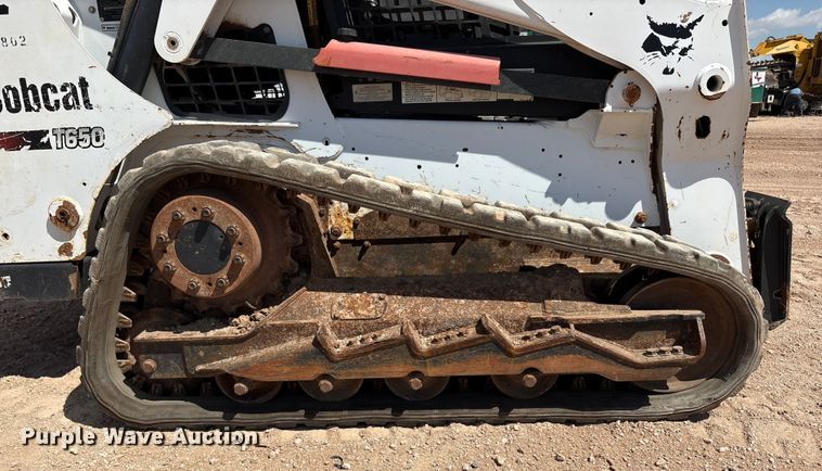 image for item EU4634 2016 Bobcat T650 tracked skid steer loader