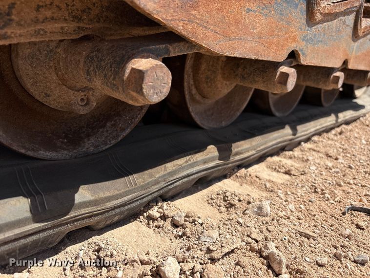 image for item EU4634 2016 Bobcat T650 tracked skid steer loader