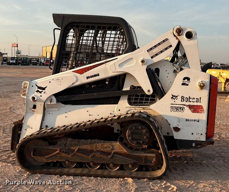 image for item EU4635 2017 Bobcat T650 tracked skid steer loader