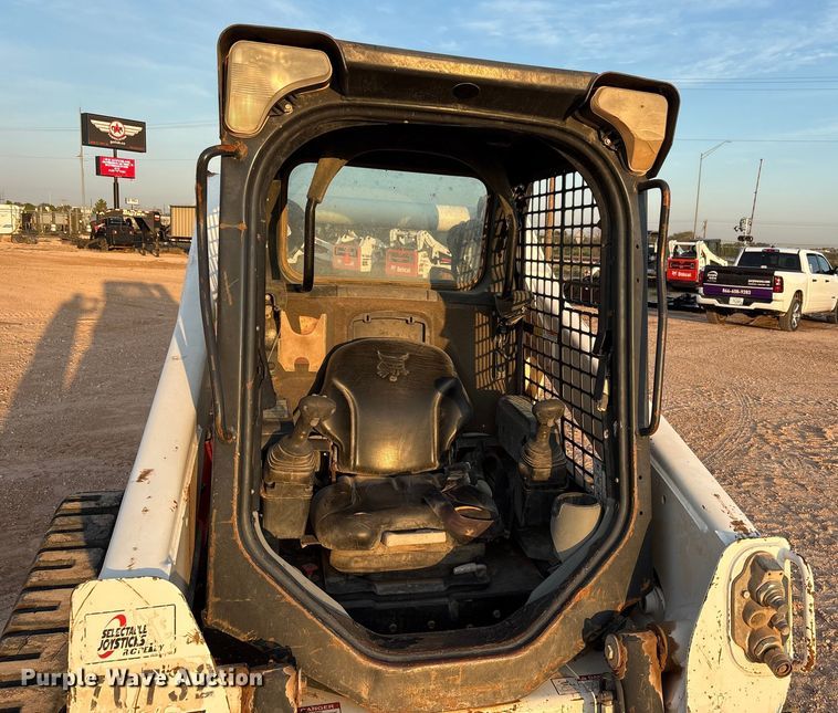 image for item EU4635 2017 Bobcat T650 tracked skid steer loader