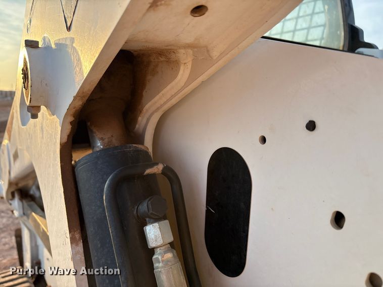 image for item EU4635 2017 Bobcat T650 tracked skid steer loader