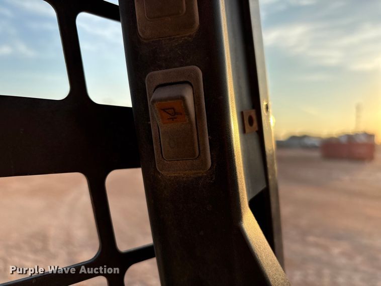 image for item EU4635 2017 Bobcat T650 tracked skid steer loader