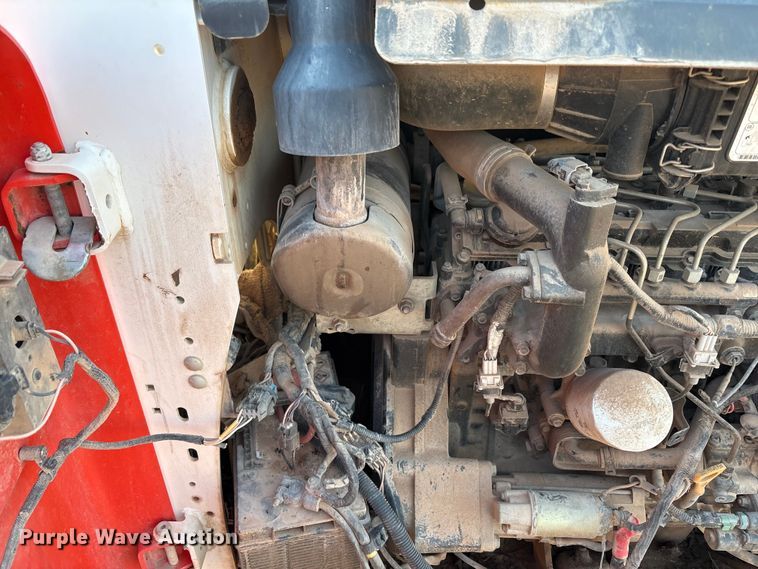 image for item EU4635 2017 Bobcat T650 tracked skid steer loader