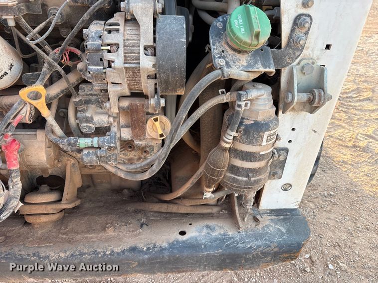 image for item EU4635 2017 Bobcat T650 tracked skid steer loader