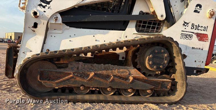 image for item EU4635 2017 Bobcat T650 tracked skid steer loader