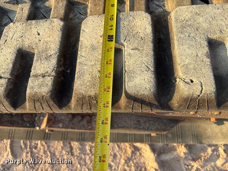 image for item EU4635 2017 Bobcat T650 tracked skid steer loader