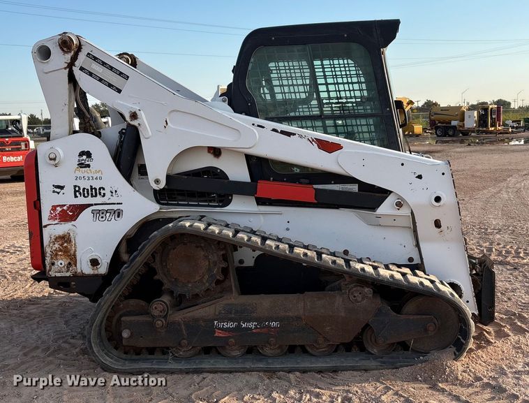 image for item EU4636 2019 Bobcat T870 tracked skid steer loader
