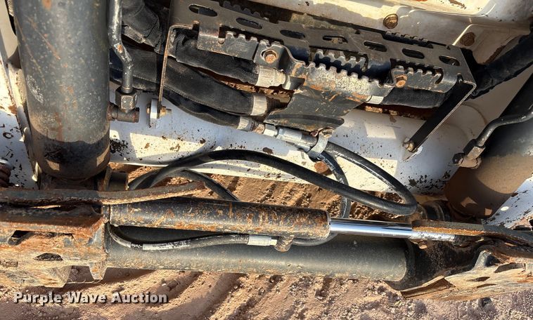 image for item EU4636 2019 Bobcat T870 tracked skid steer loader