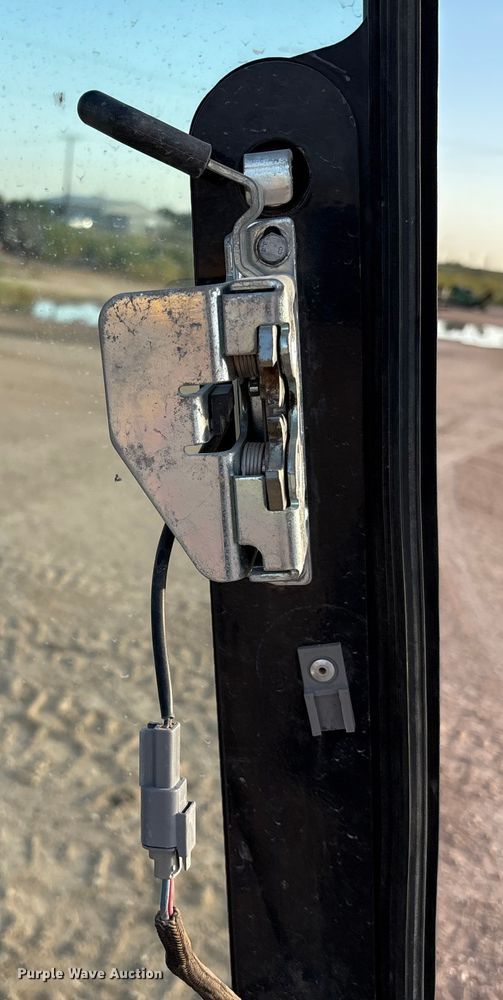 image for item EU4636 2019 Bobcat T870 tracked skid steer loader