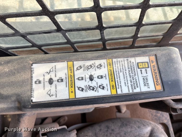 image for item EU4636 2019 Bobcat T870 tracked skid steer loader