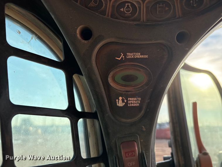 image for item EU4636 2019 Bobcat T870 tracked skid steer loader