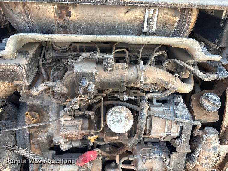 image for item EU4636 2019 Bobcat T870 tracked skid steer loader